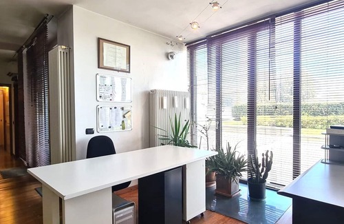 Lorenteggio Apartment | Ideal loft for work and families, urban site+green, metro,tram,bus & train @50 m