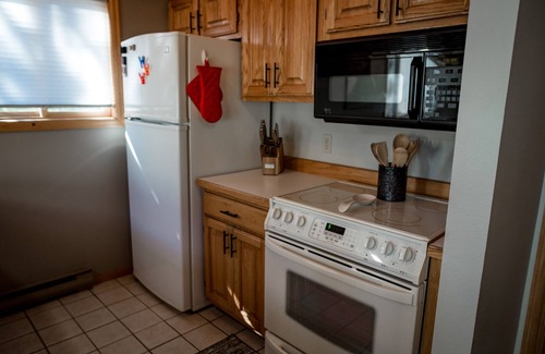 Nathrop House | Ideal Mountain Retreat! Peak Views, 15 Minutes to Salida and BV. Fast WIFI.