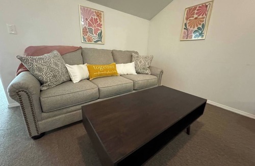Waynesville Apartment | Ideal Retreat Near Ft. Wood!