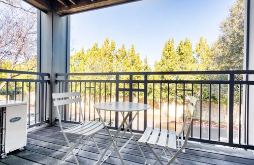 Morse Park Apartment | Ideal Sunnyvale 1BR w/Gym, W/D & Lounge, walk to Google, by Blueground