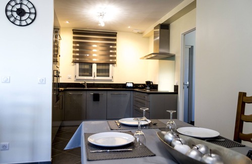 Castelnaud-la-Chapelle Villa | Ideal villa for 6 holidaymakers in black Périgord