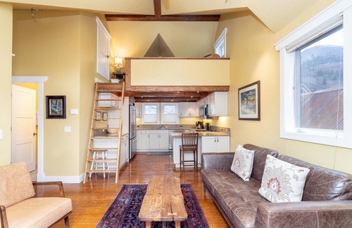 Telluride Condo | Ideally Located Condo w/Gas Fireplace, Free WiFi, Balcony, Washer/Dryer