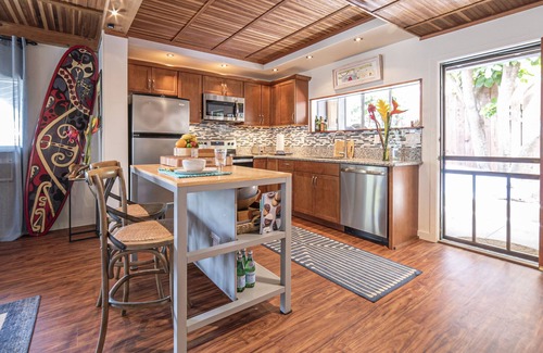 Kuau House | IDEALLY LOCATED, FABULOUS "HALE NANEA" Beach House- AC