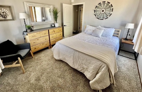 Clarkdale House | Ideally located high desert home with panoramic views