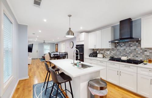 Reynoldstown House | Ideally located home with a large yard, bikes, board games & AC - dog-friendly