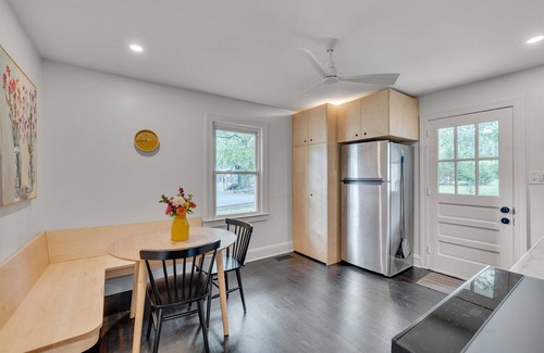 Carrboro Cottage | Ideally Located Modern Sanctuary - Brand New!