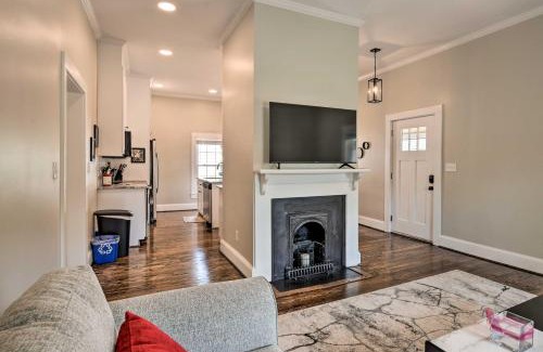 Parker House | Ideally Located Penne Place with Deck and Grill