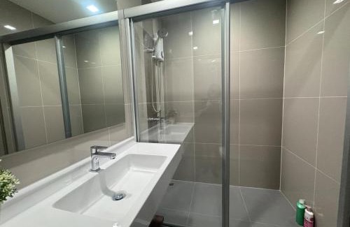 Rama 9 Apartment | Ideo Rama 9 Asoke Bangkok Condo