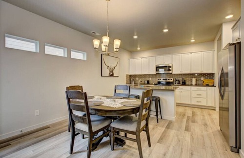 Meridian House | Idhika House near Idaho Ford Center
