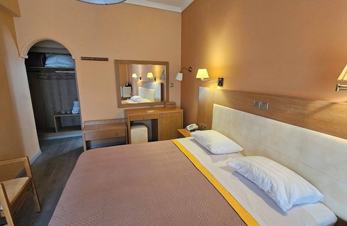 Vilia Hotel | Idillion