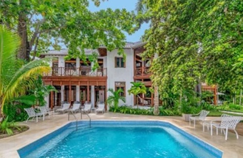Negril Villa | Idle Awhile Villa - Palm 5-Bedroom Luxury Villa