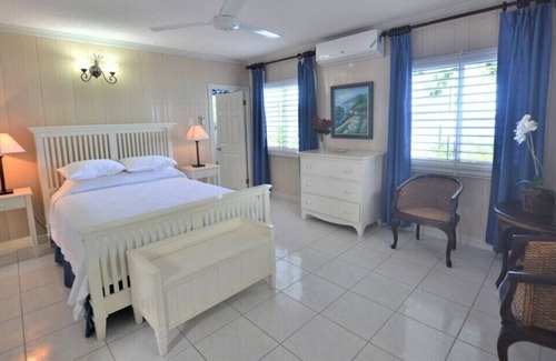 Rio Bueno Villa | Idleawile-Beachfront, Private Pool, Sea Kayaks, Own cook and Housekeeping staff!