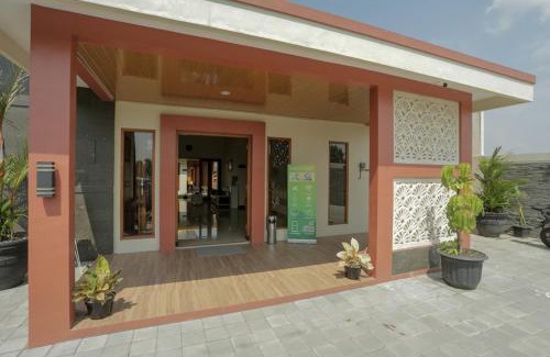Banjarsari House | IDR Green Guest House Syariah Mitra RedDoorz