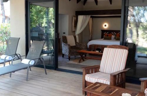 Thorny Bush Game Reserve Cabin | Idube Game Reserve