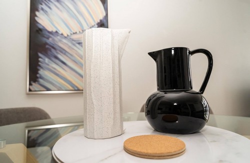 Brunswick East Apartment | Idyllic 1-Bed Near Popular Shopping Streets