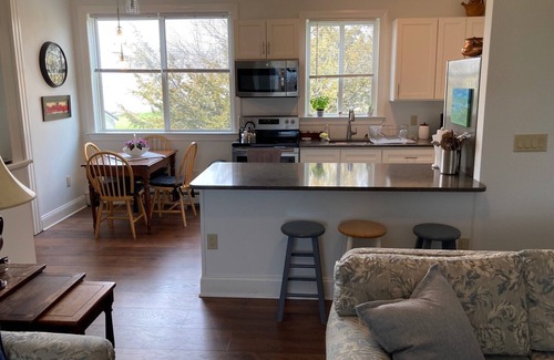 Cape Vincent Apartment | Idyllic 2 bedroom Apartment/Flat on Lake Ontario