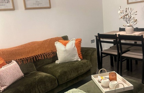 Glapthorn Apartment | Idyllic 2Bed Countryside Retreat with Free Parking