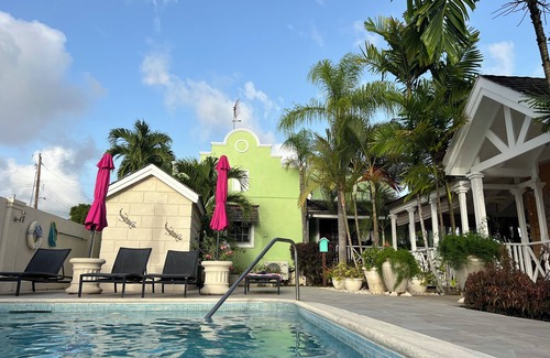 Porters House | Idyllic 7 Porters Court, Beach Club Membership, pool, 5min walk beach, Holetown