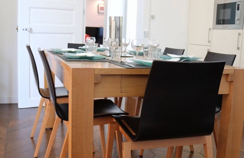 Romeries Cottage | Idyllic 90m² Ground-Floor Cottage with Private Garden, Terrace & Modern Amenities in Romeries