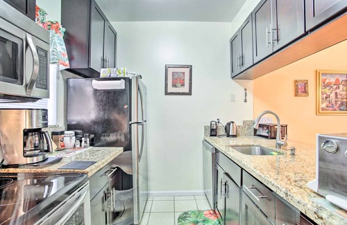 Lauderdale-by-the-Sea Apartment | Idyllic Apt w/Pool Access - Walk to Beach!