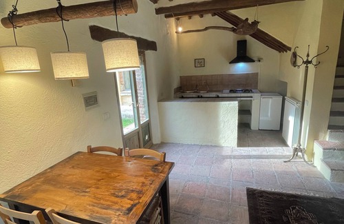 Sovicille Apartment | Idyllic apartment farmstead hidden in a Tuscan valley located 15min. from Siena