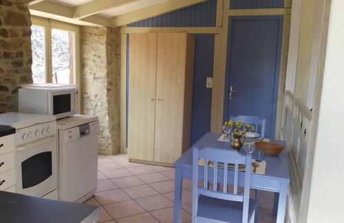 Roquetaillade House | Idyllic Bergerie with views, NEW heated saltwater pool and 6ac beautiful grounds