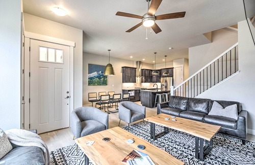 Loveland House | Idyllic Berthoud Retreat ~ 5 Mi to Loveland!