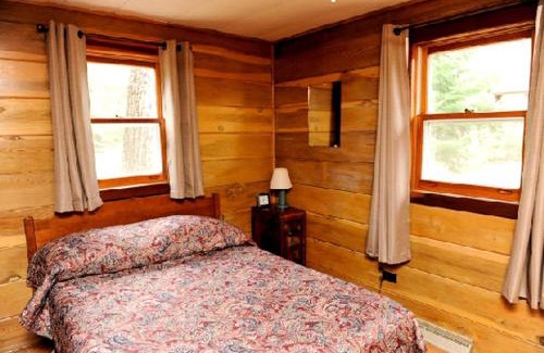 West Branch House | Idyllic Cabin Rental for the Perfect Summer Vacation on Clear Lake in Michigan