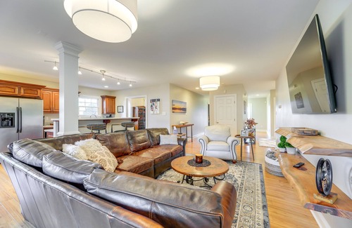 New Bern House | Idyllic + Central New Bern Home w/Screened Porch!