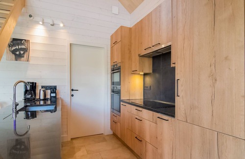 Ny Ski Chalet | Idyllic Chalet in Biron with 2 Jacuzzis and Sauna