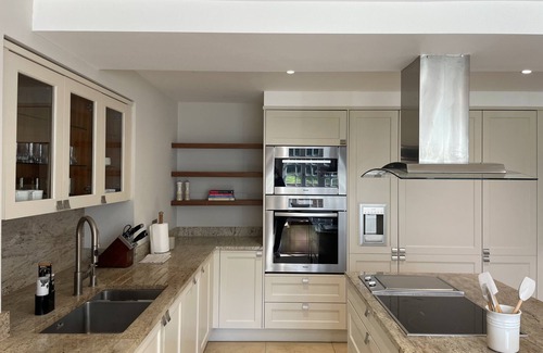 Haslemere House | Idyllic Country House
