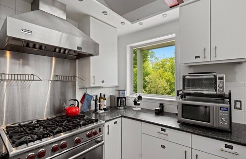 Dorset House | Idyllic Dorset Home: Serene Escape w/amazing views