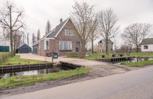 Landsmeer Bed & Breakfast | Idyllic Farmhouse