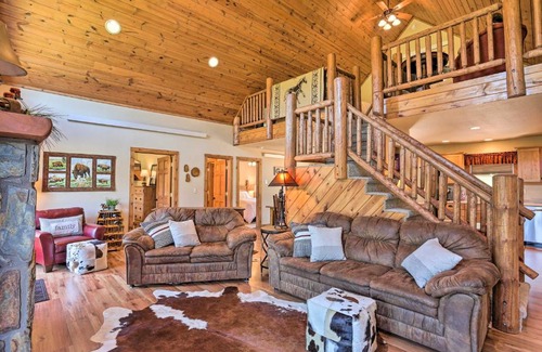 Hill City House | Idyllic Hill City Home - Hike, Bike and ATV!