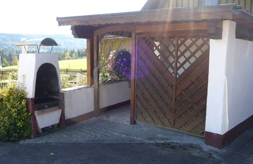 Hergensweiler Apartment | Idyllic Holiday Apartment in Ferienhof Wetzel with Shared Garden and Terrace, one pet allowed
