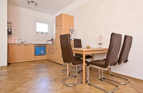 Meesiger Apartment | Idyllic holiday home in the nature near the lake (NO. 2)