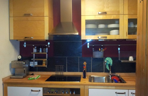 Kronenburg House | Idyllic holiday home in the countryside with terrace and winter garden