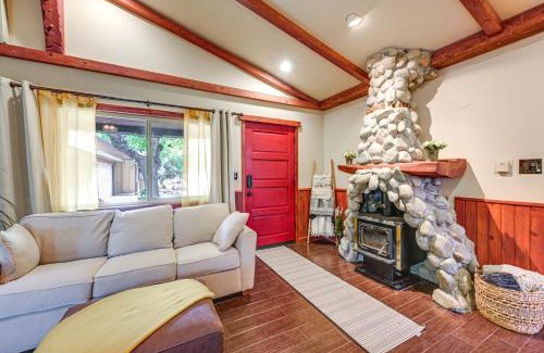 Kernville House | Idyllic Home in Kernville with Private Beach Access