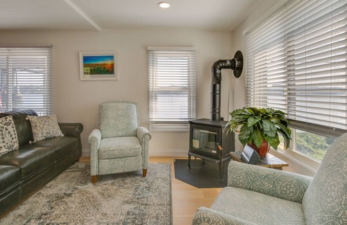 Poughkeepsie House | Idyllic Home on the Hudson w/ Updated Interior!