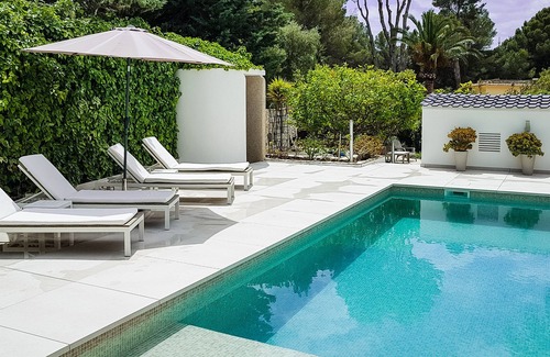 Santa Ponsa House | Idyllic house with tropical garden and private pool in a quiet residential area