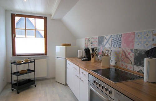 Griesheim Apartment | Idyllic living in a green oasis