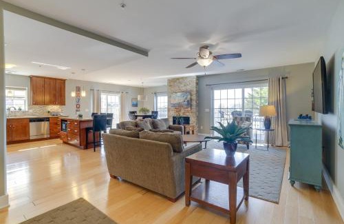 New Buffalo Apartment | Idyllic New Buffalo Condo Walk to Beach and Shops!