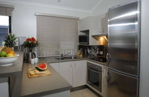 Tin Can Bay House | Idyllic Relaxing Unspoiled Tin Can Bay