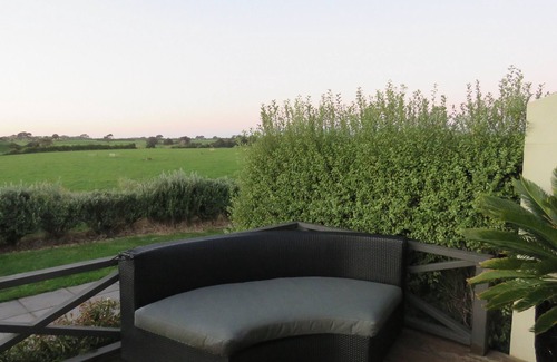Brixton Cottage | Idyllic rural location designed for the modern traveller Free WIFI