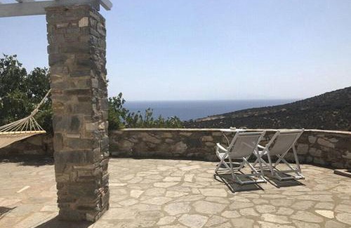 Paros House | Idyllic Sea Views for 2