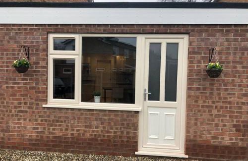 Norwich Apartment | Idyllic Self Contained Annex Flat in Eaton