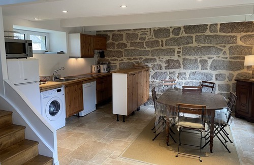 Kergouric House | Idyllic setting, house 2.5 km from Port-Manech beach