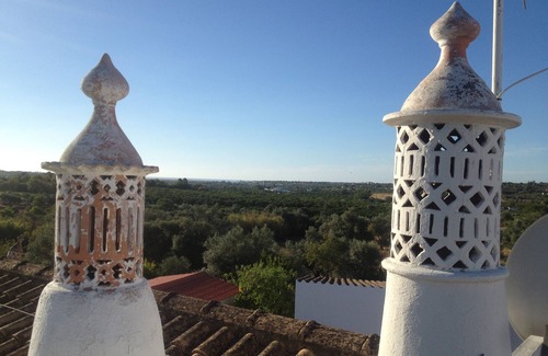 Moncarapacho e Fuseta Villa | Idyllic, sheltered villa with private pool