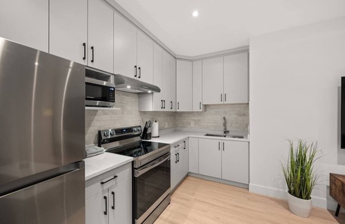 Promontory House | ~Idyllic Suite in Chilliwack