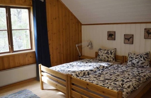 Hagfors House | Idyllic, Swedish lake house with 80sqm - with garden